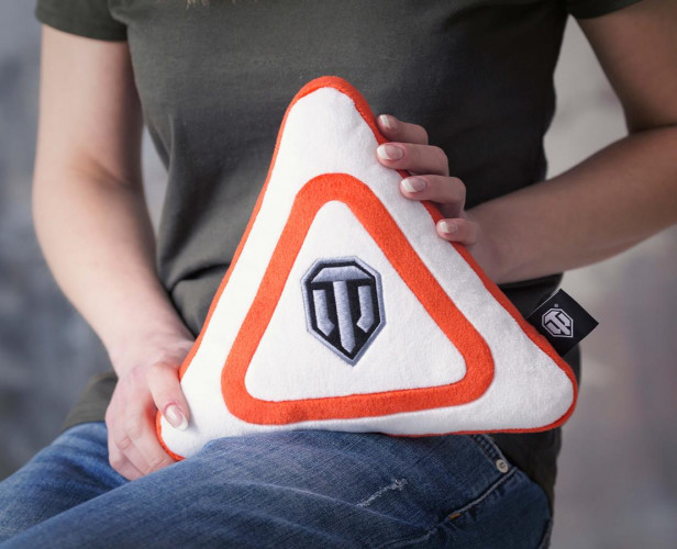 Подушка World of Tanks для авто
