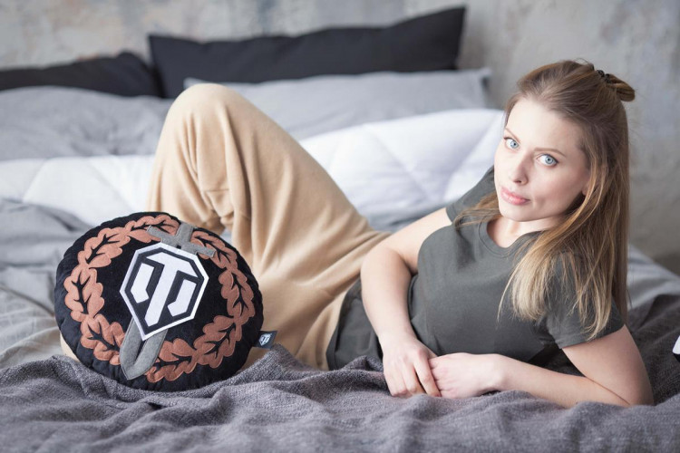 Подушка World of Tanks Лого круглая